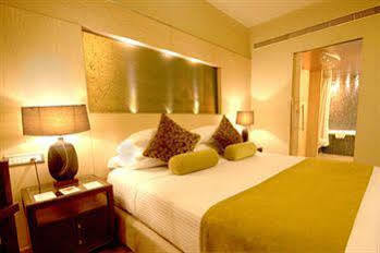 ดิแอทเรีย บังกาโลร์ Hotel บังกาลอร์ ภายนอก รูปภาพ